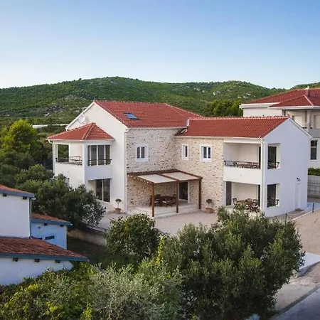 Lejlighed In With Terrace, Air Conditioning, Wifi, Dishwasher, Pool 4932-4 *