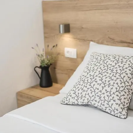 In With Terrace, Air Conditioning, Wifi, Dishwasher, Pool 4932-4 Apartment