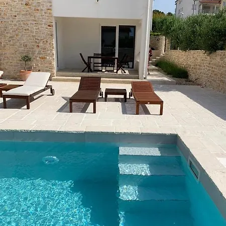In With Terrace, Air Conditioning, Wifi, Dishwasher, Pool 4932-4