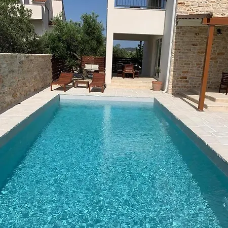 Apartment In With Terrace, Air Conditioning, Wifi, Dishwasher, Pool 4932-4 *