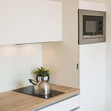In With Terrace, Air Conditioning, Wifi, Dishwasher, Pool 4932-4 Lejlighed *